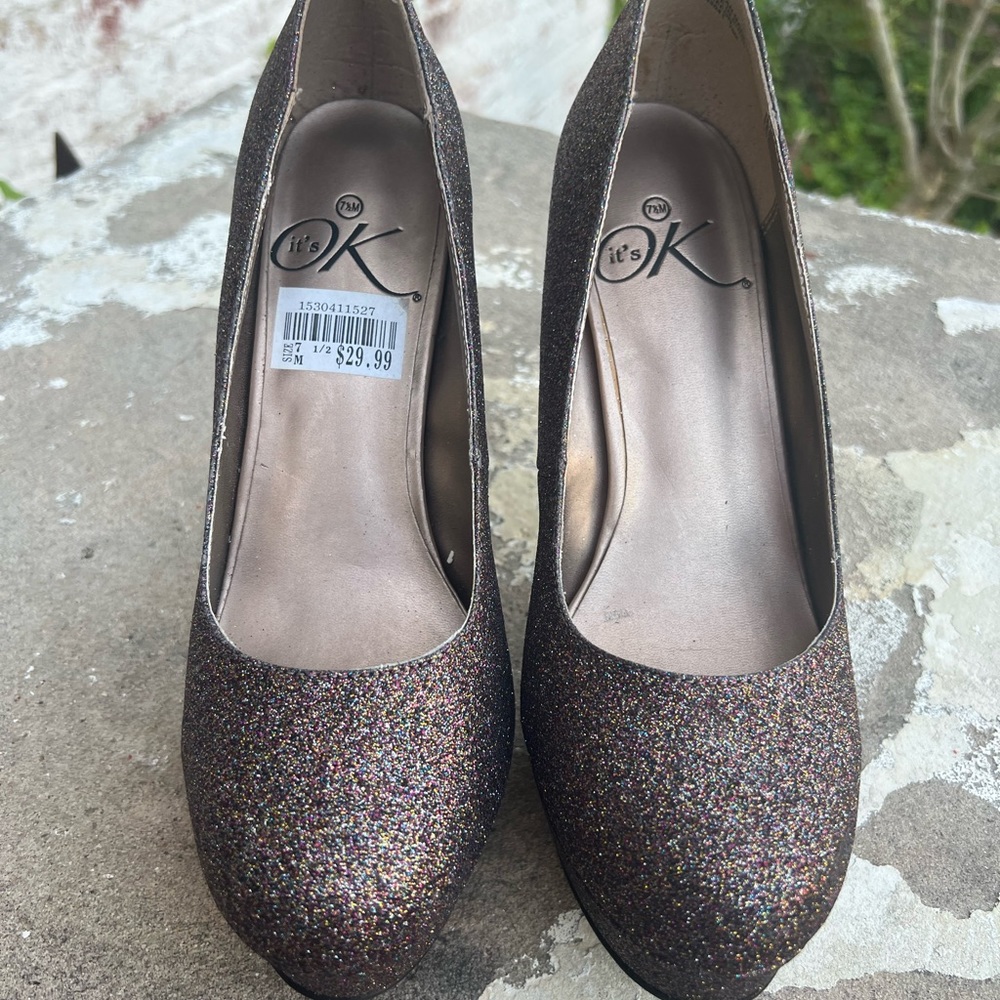 It's Ok Chiffon Women's Heels Size 7.5